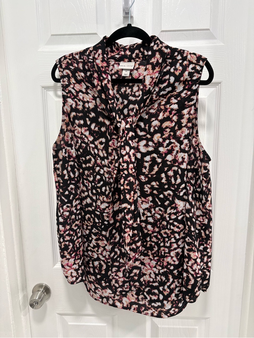Ava & Viv Black Pink Cream Sleeveless Printed Blouse